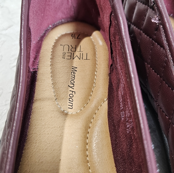 Maroon Quilted Ballet Flats - Picture 4 of 8